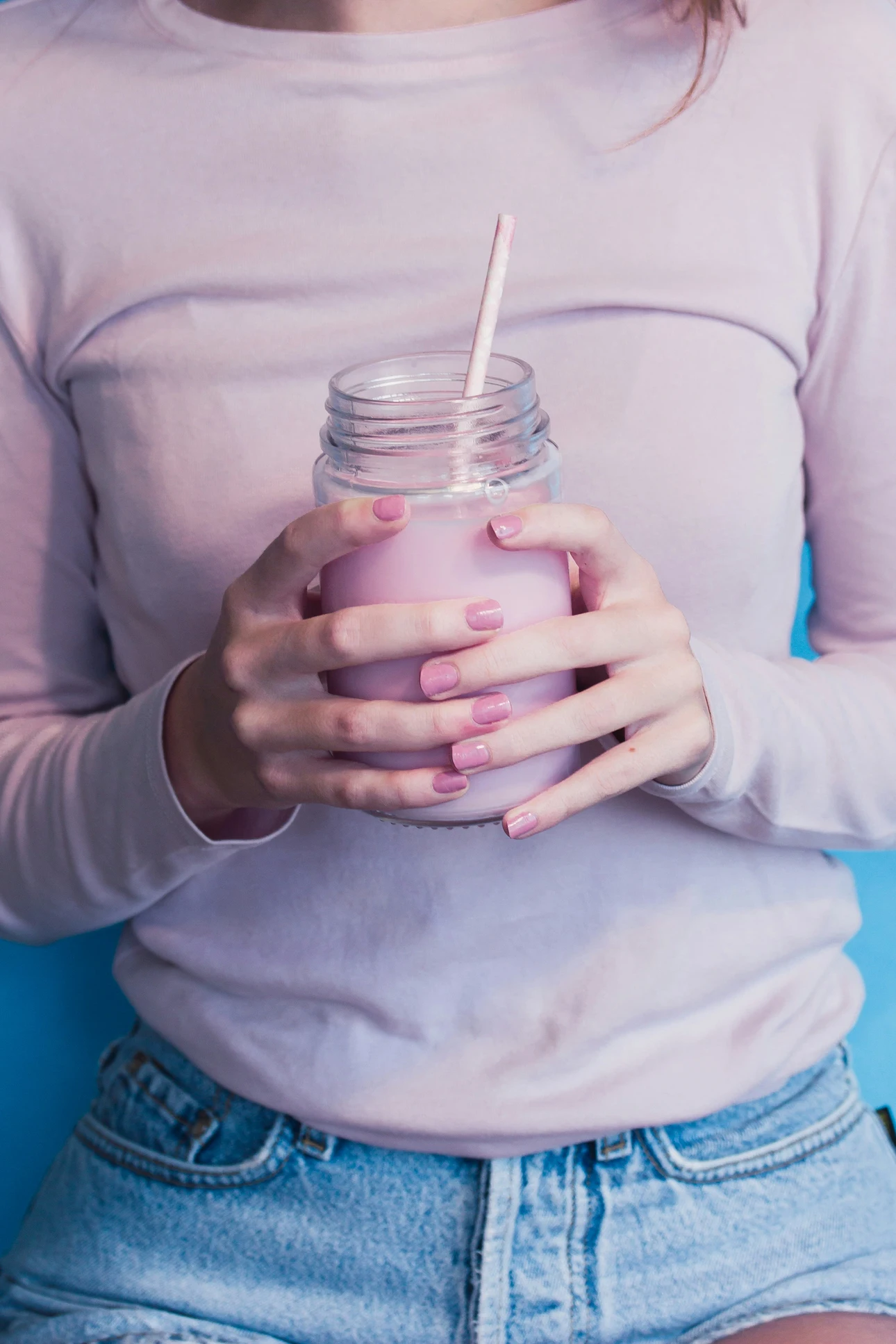 Lire la suite à propos de l’article Pourquoi certains gardent un ongle long au petit doigt ?